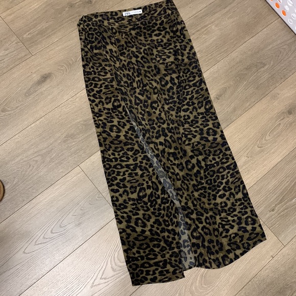 Zara wrap midi skirt - Picture 2 of 5